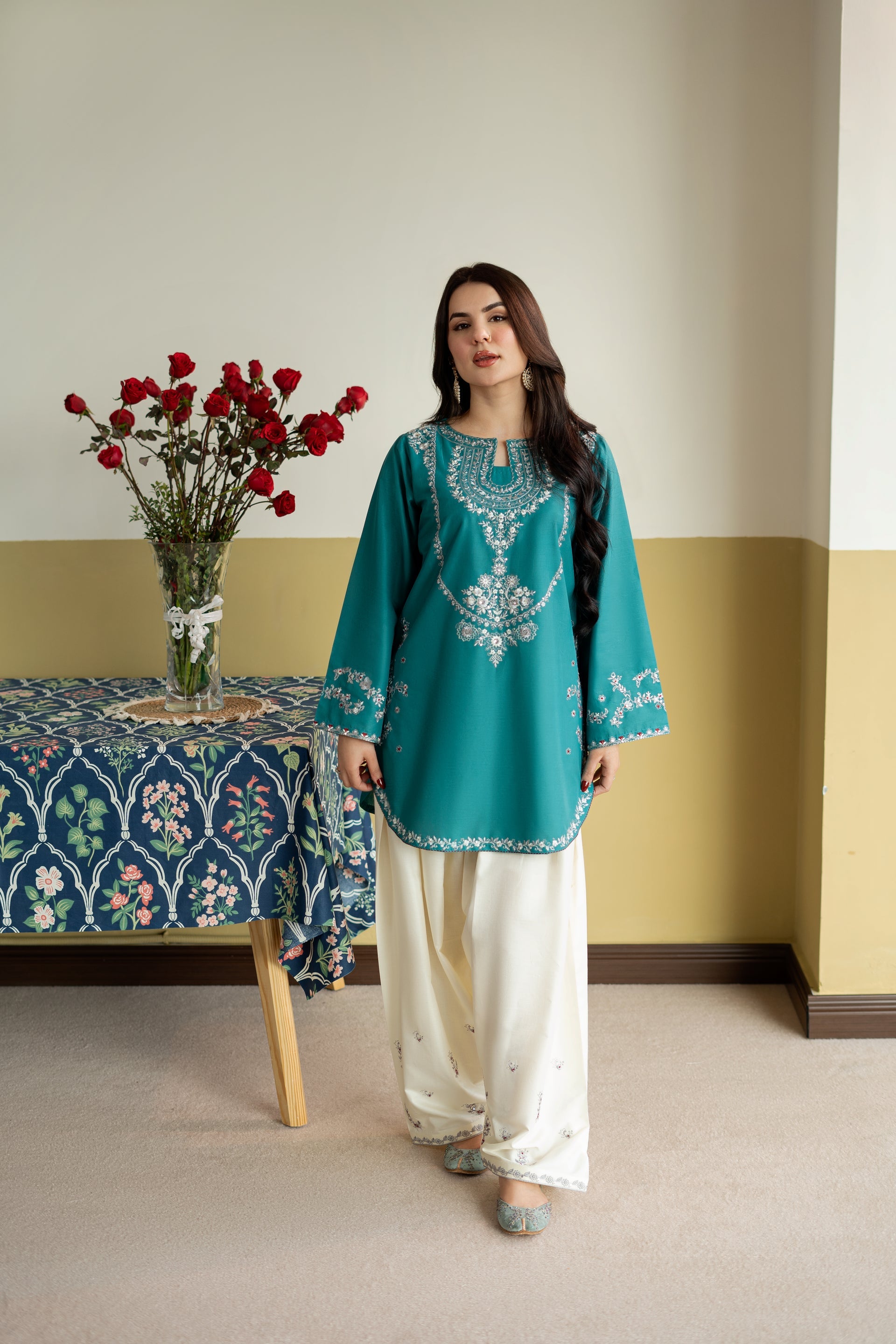 PARISA 2-PIECE