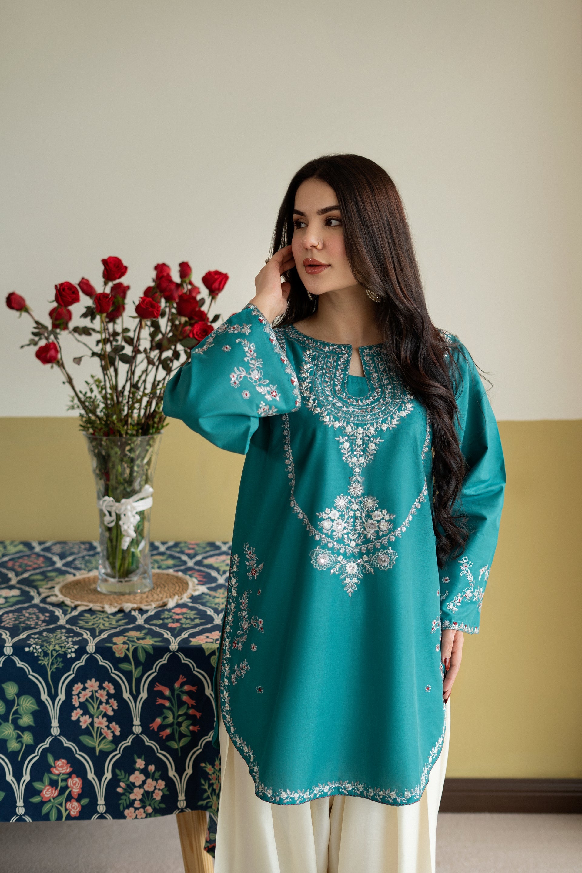 PARISA 2-PIECE