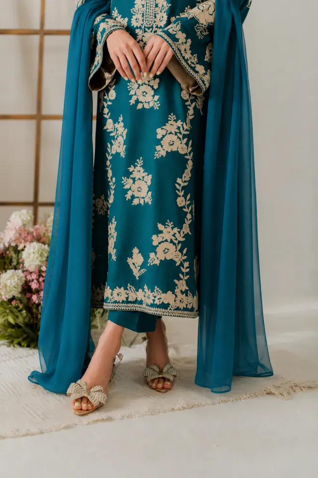 VANYA 3-PIECE