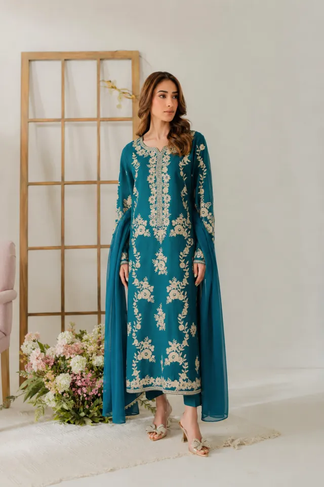VANYA 3-PIECE